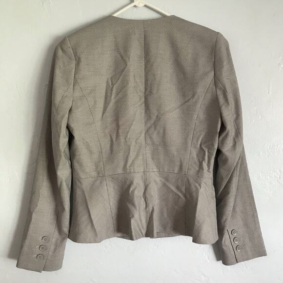 NWT White House black market gray herringbone suit jacket peplum blazer sz 2P - Picture 6 of 6